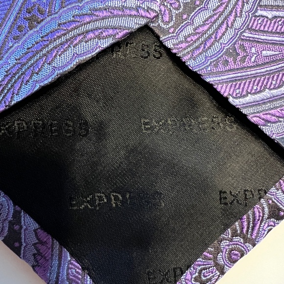 Lot of 2 Silk Covington Stain Resistant Blues, Express Design Purple Paisley - Picture 11 of 13